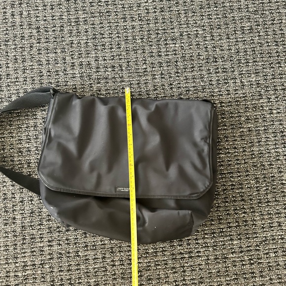 Kate Spade Black Nylon Messenger/Laptop Bag - Picture 14 of 16